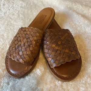 Mohinders - Woven Sandals